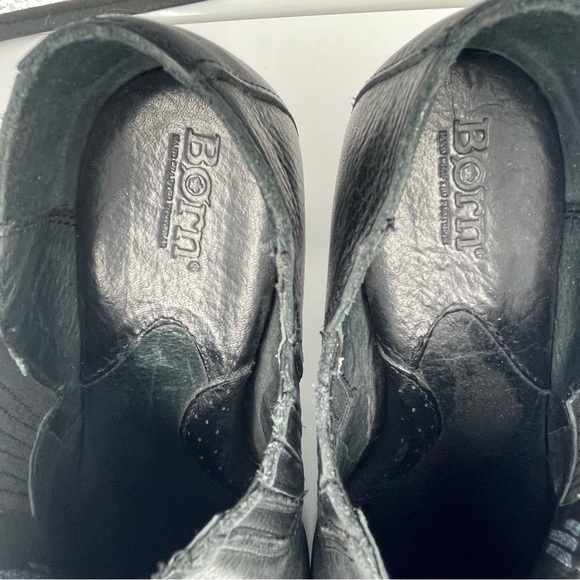 Black Pebbled Leather Faux Stacked Heel Børn Shootie Bootie, Size 7 - Picture 7 of 11